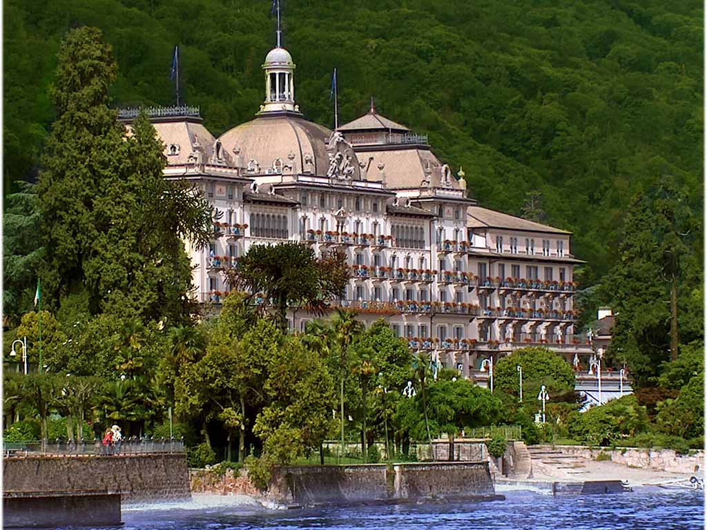 Facciata Hotel di lato - grandezza - stile e design