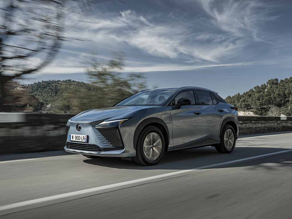 Lexus RZ 450e full electric