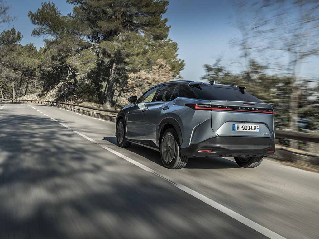 Lexus RZ 450e full electric