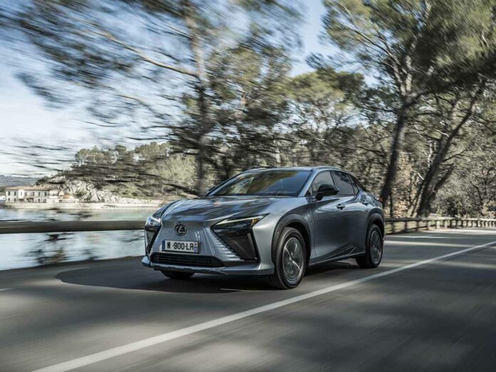 lexus - stile e design