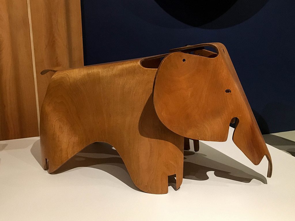 L'elefante Plywood di Eames StileDesign stileitaliano stiledesign.it