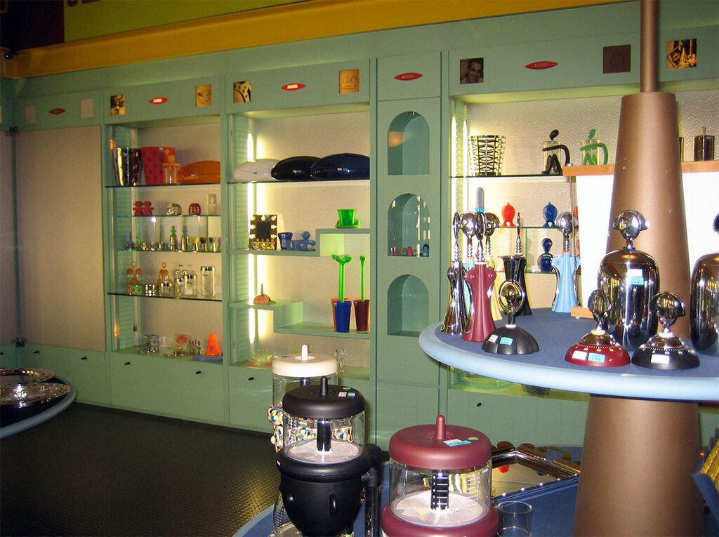 Store fabbrica Alessi a Omegna StileDesign stileitaliano stiledesign.it